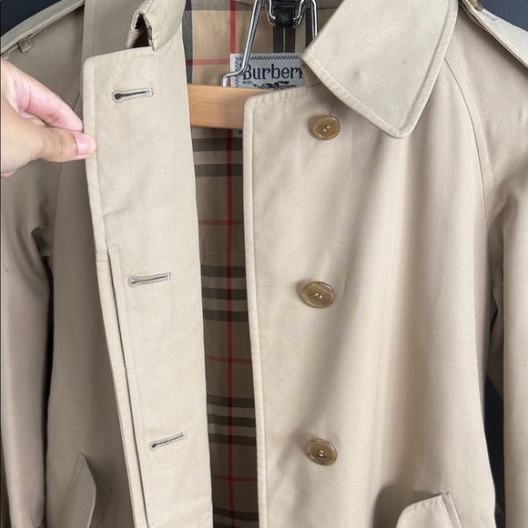 Burberry Beige Long Trench Coat - Picture 14 of 16